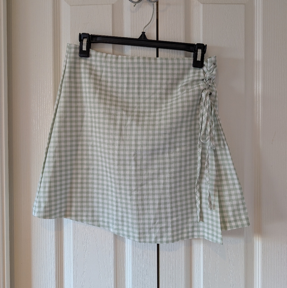SHEIN Green Gingham Skirt, size L - Picture 2 of 4
